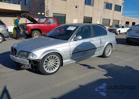 2000 BMW 323I from USA, damaged, VIN WBAAM3345YKC67336